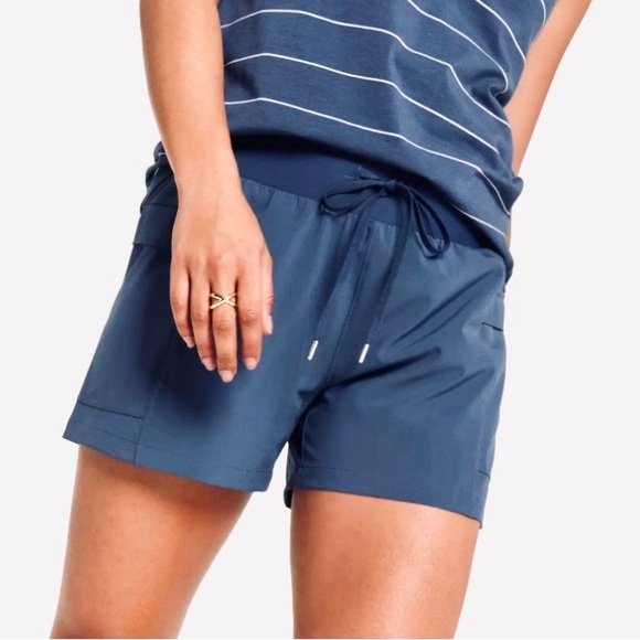 CALIA Women's Truelight Cargo Short Size S NWT - Picture 2 of 9